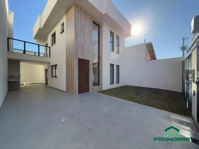 Casa para Venda em Belo Horizonte - 2